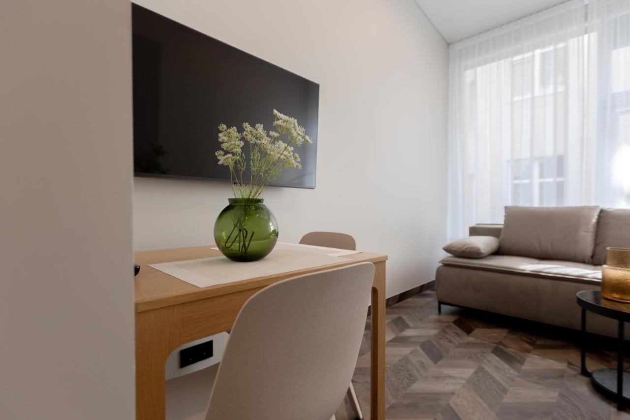 Laisve Boutique Apartments Каунас Экстерьер фото
