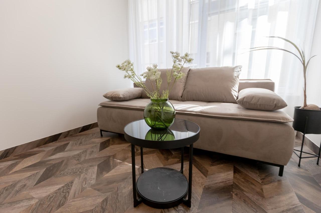 Laisve Boutique Apartments Каунас Экстерьер фото